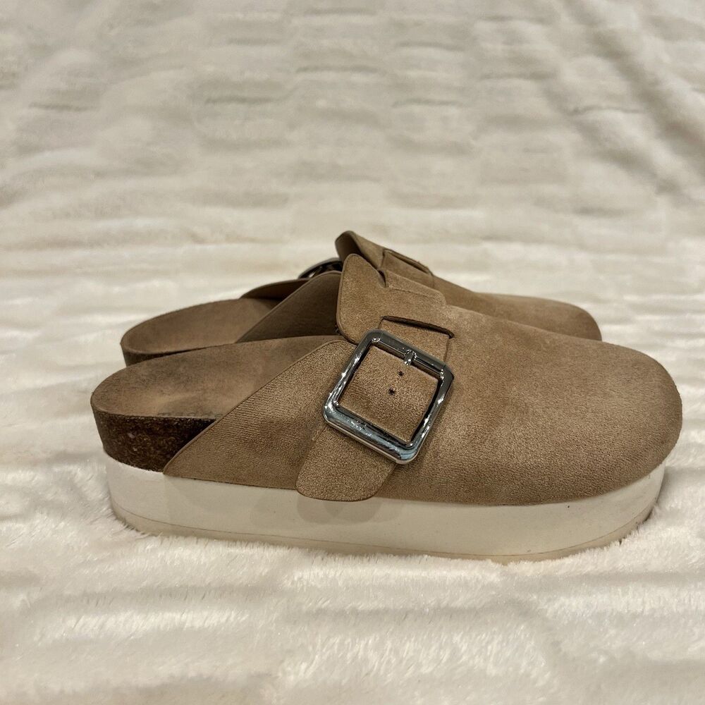 Madden Girl Cutie Pie Platform Clog Mules Tan Suede Buckle Shoes Women's 7.5 M
